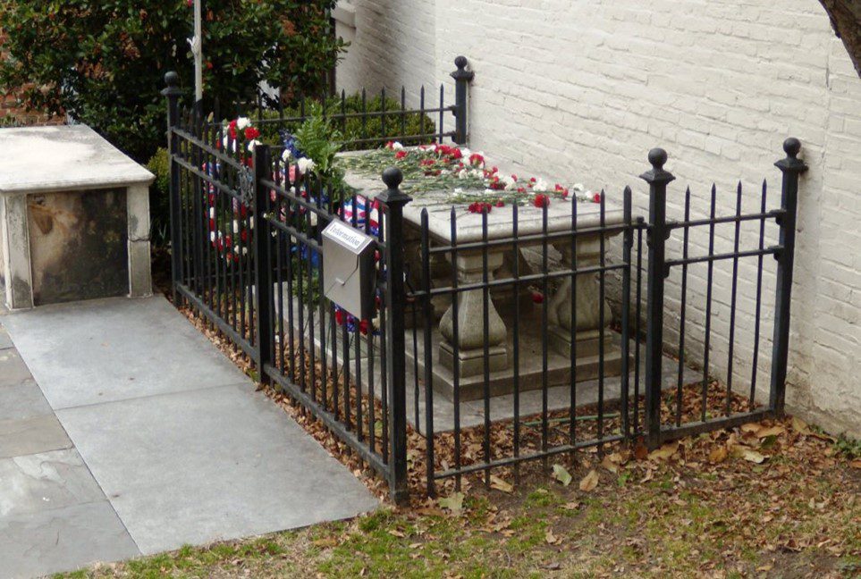 Tomb of the Unknown Soldier at the Old Presbyterian Meeting House burial ground in Alexandria, Virginia, honoring an unidentified patriot of the American Revolutionary War.